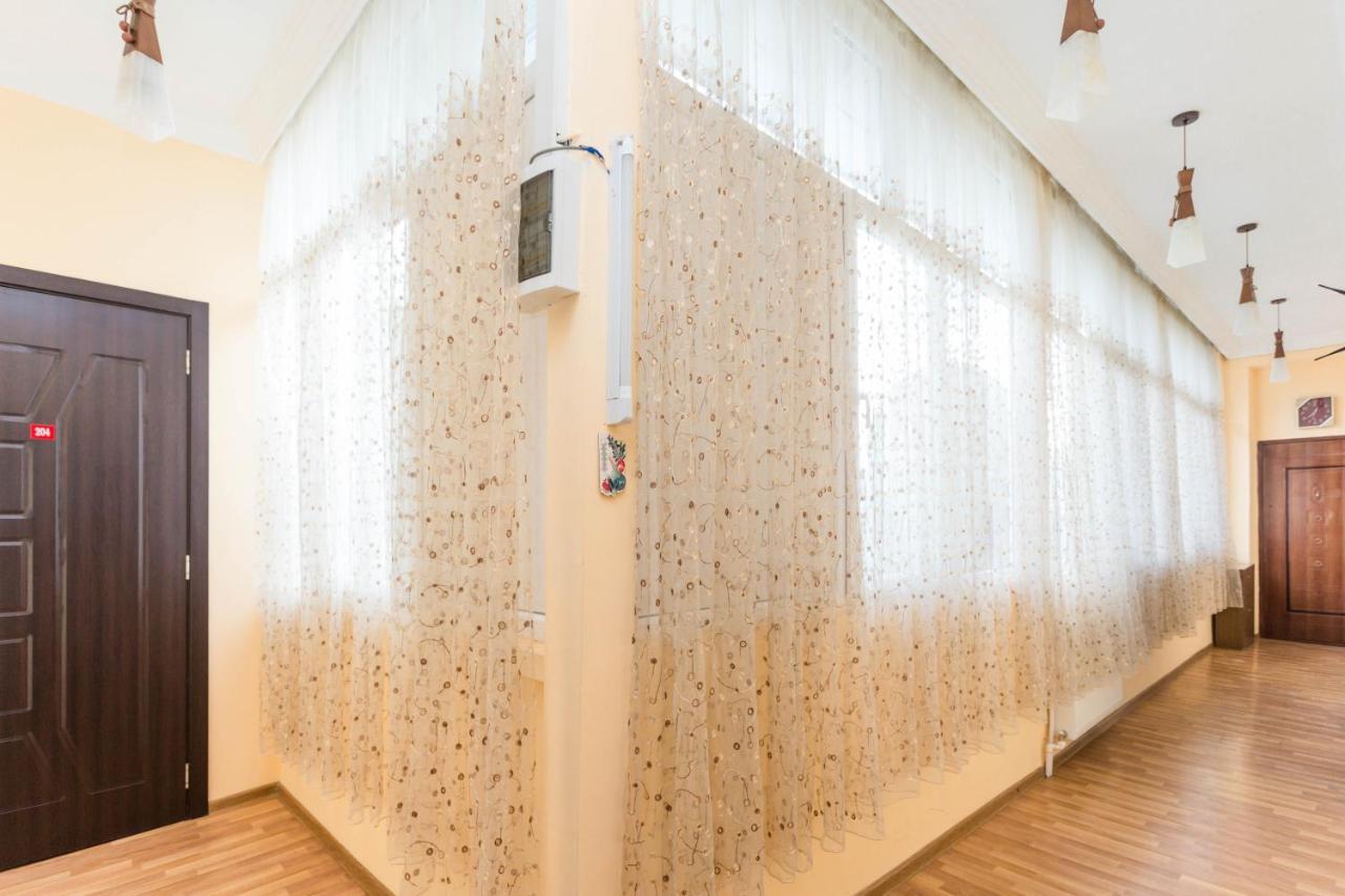 Gis Guest House Tbilisi Exterior photo